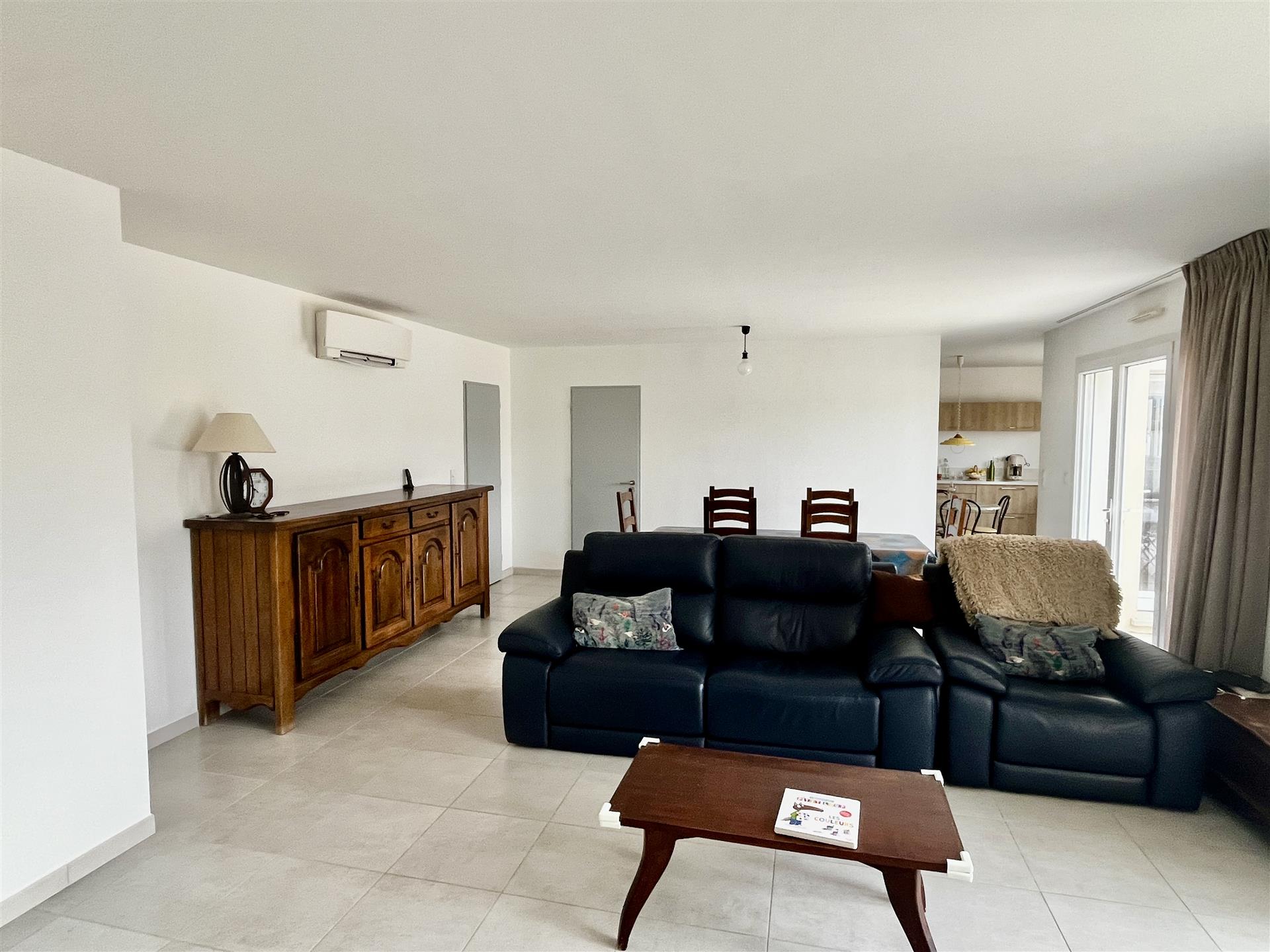 Maison à vendre, 165m², Chusclan