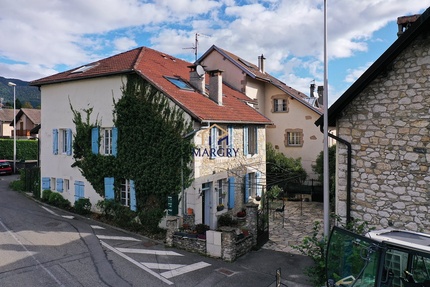Maison à vendre, 277m², Cessy