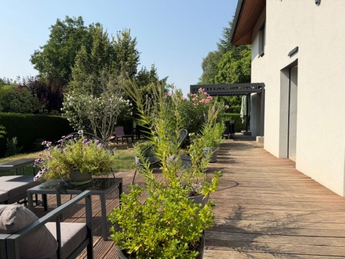 Maison à vendre, 190m², Prévessin-Moëns