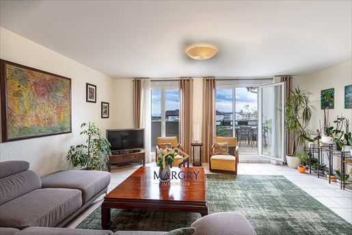 Appartement 5 pièces 161 m² · à Divonne-les-Bains · 161 m² · 1 050 000 €