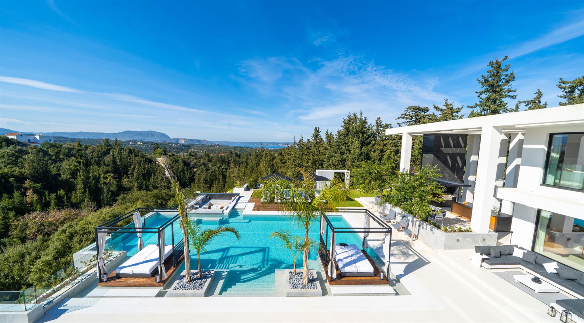 Caelia – Luxusvilla 600 qm mit Meerblick in Almyrida