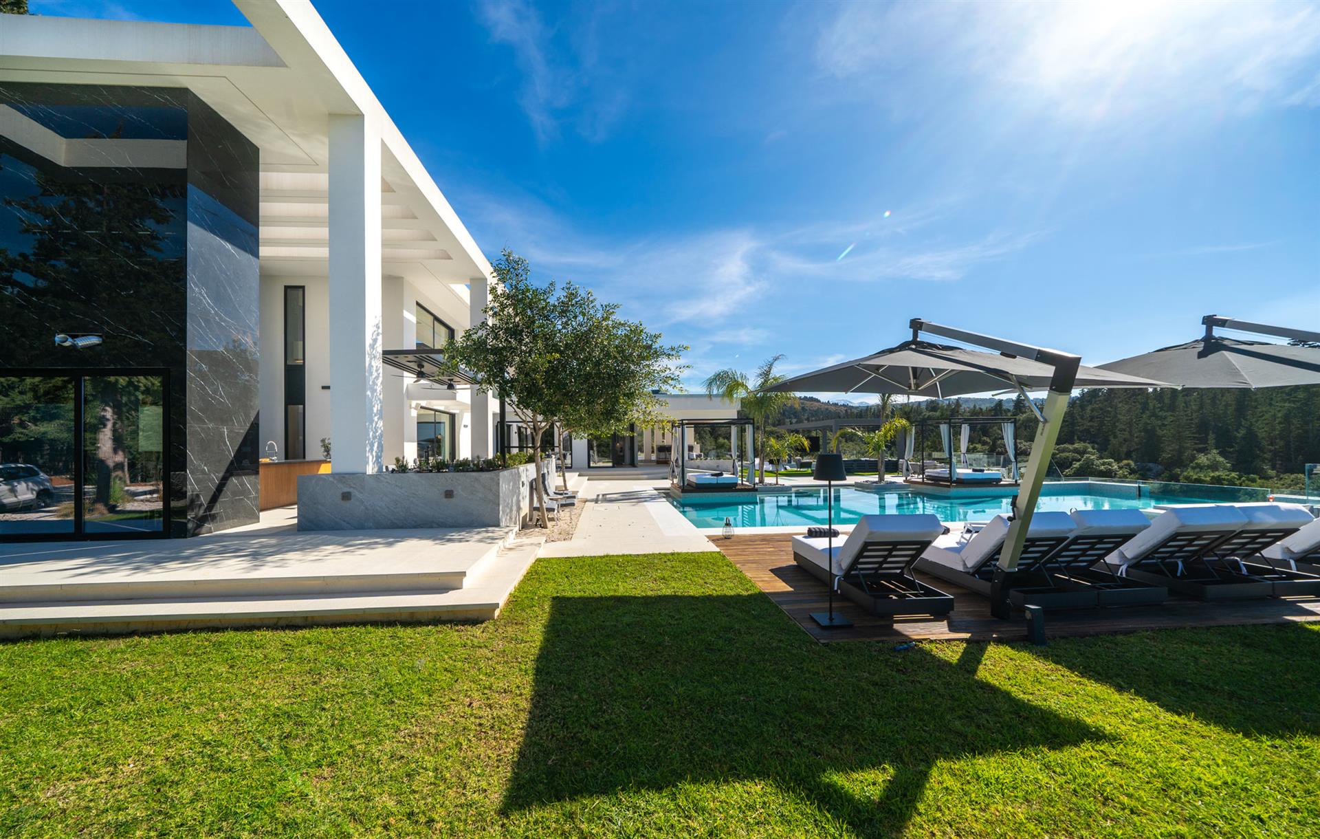 Caelia – Luxusvilla 600 qm mit Meerblick in Almyrida