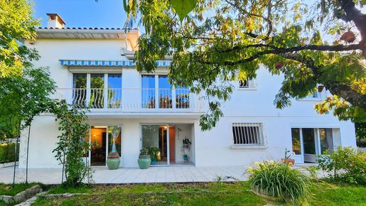 Maison 6 pièces 154 m² · à Ribérac · 154 m² · 199 000 €