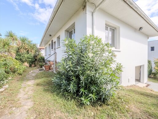 5 pièces 107 m² · à Biarritz · 107 m² · 749 000 €