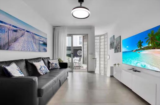 Advert pic 0