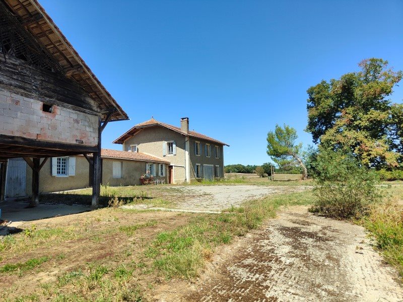 Maison à vendre, 185m², Seissan