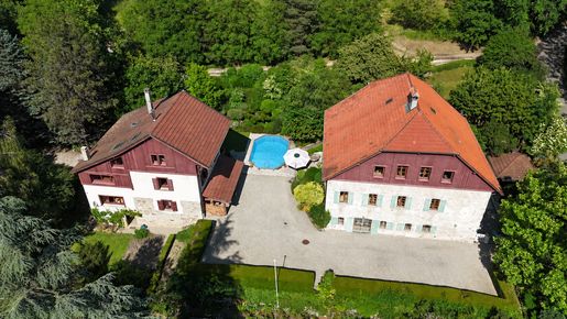 Maison 20 pièces 592 m² · à Contamine-sur-Arve · 592 m² · 1 700 000 €