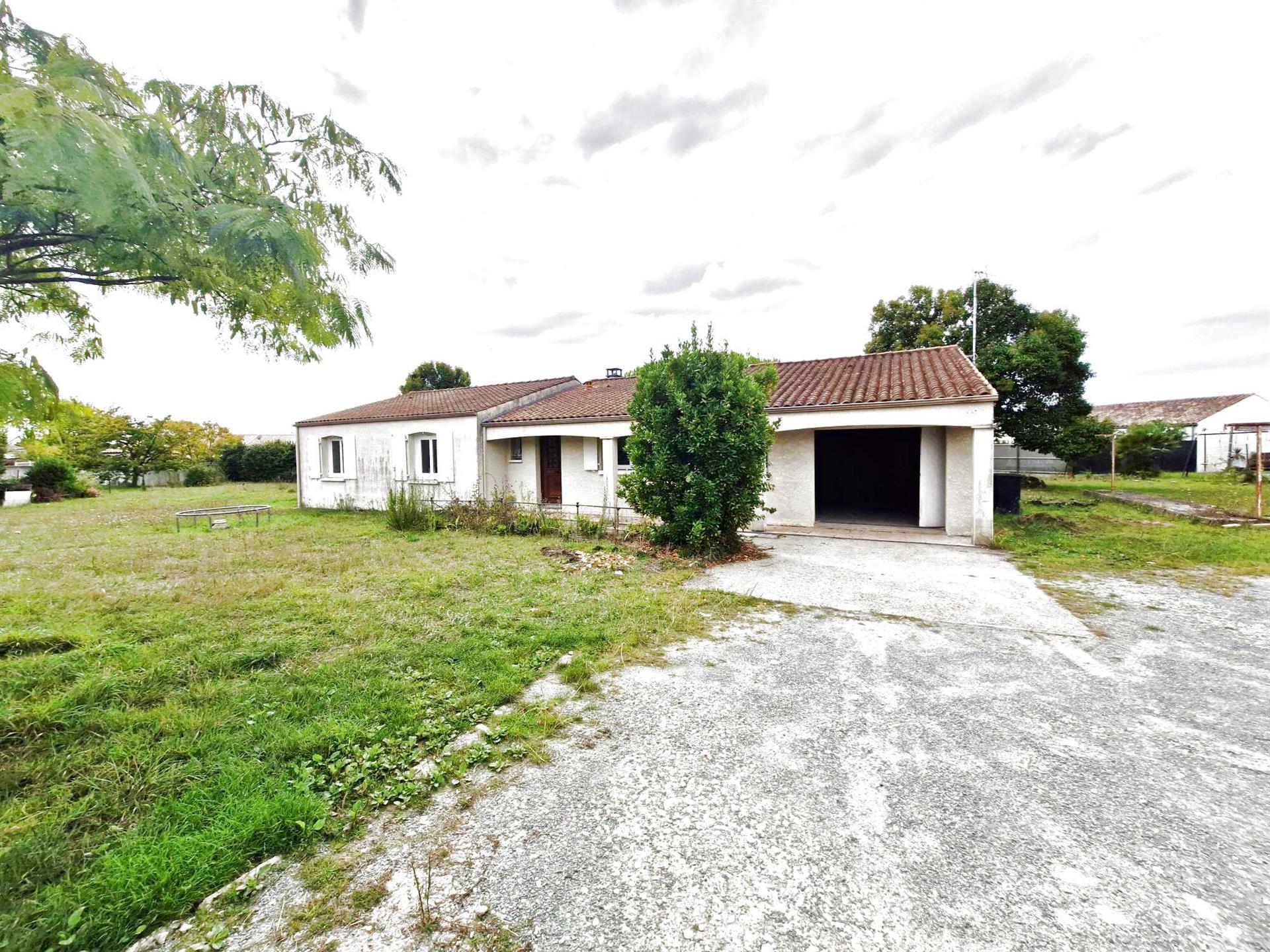 Maison à vendre, 129m², Semussac