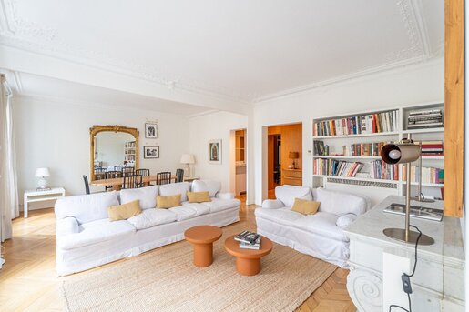 Appartement 7 pièces 221 m² · à Paris 6ème · 221 m² · 4 100 000 €