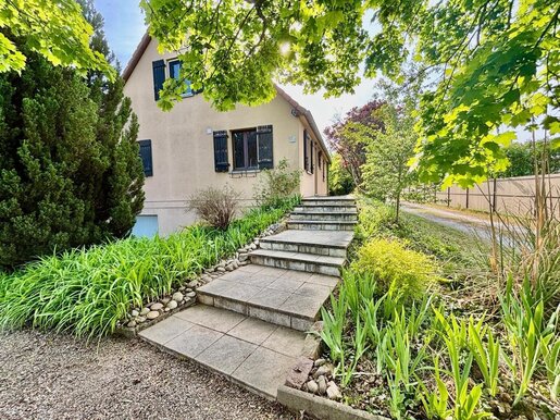 Maison 6 pièces 144 m² · à Kembs · 144 m² · 379 000 €