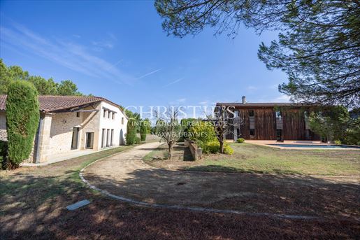 Maison 11 pièces 420 m² · à Marmande · 420 m² · 843 000 €