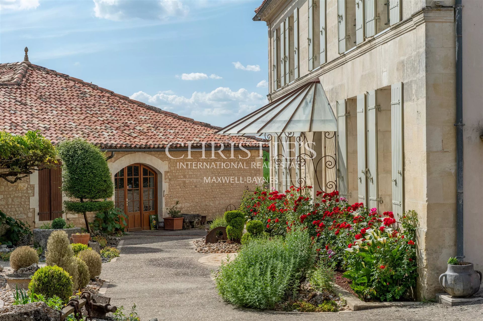Maison à vendre, 790m², Jonzac