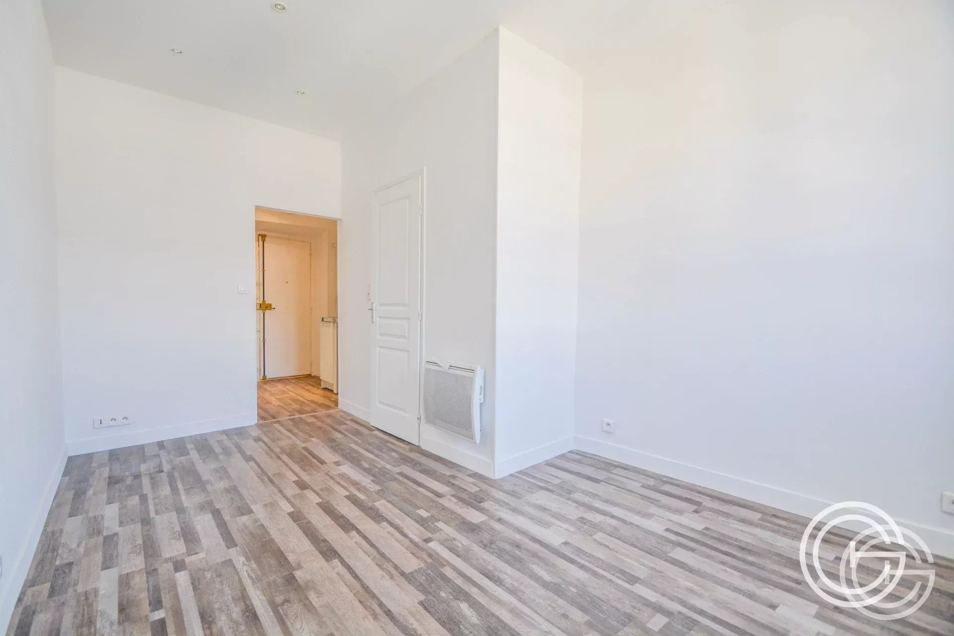 Appartement à louer, 16m², Nice
