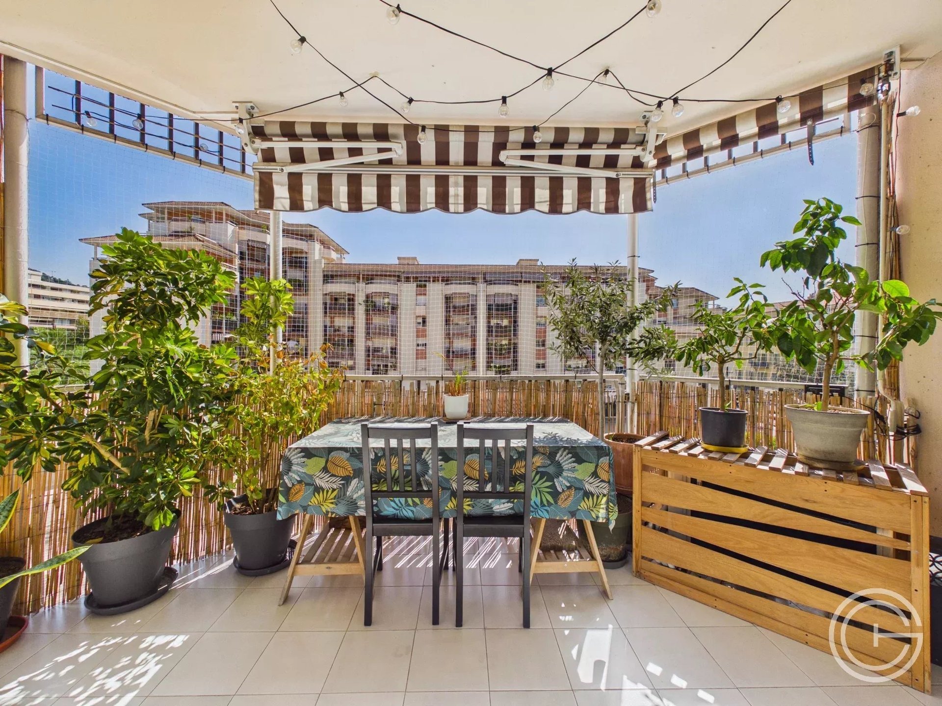 Appartement à louer, 70m², Nice