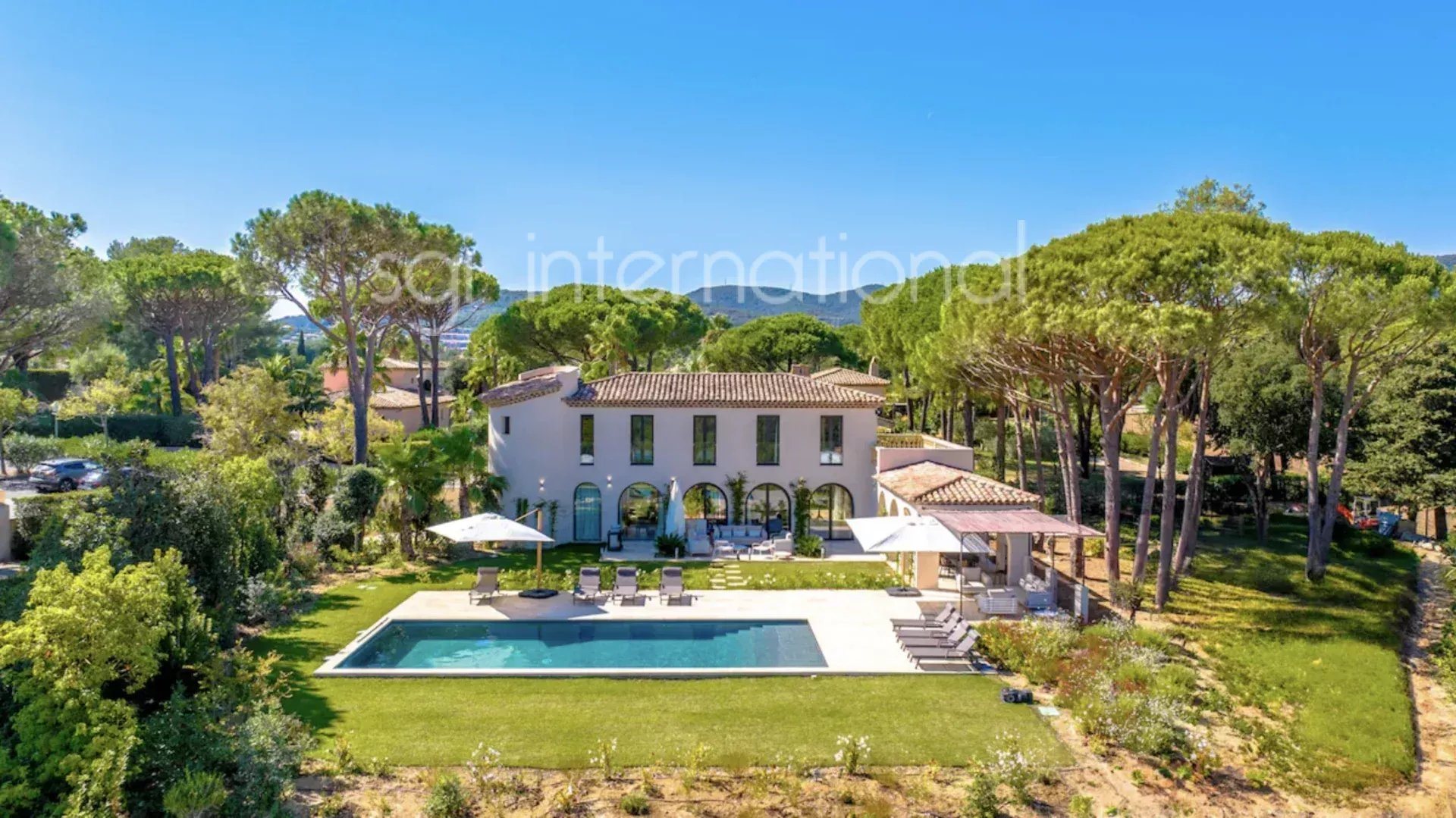Maison à vendre, 385m², Grimaud