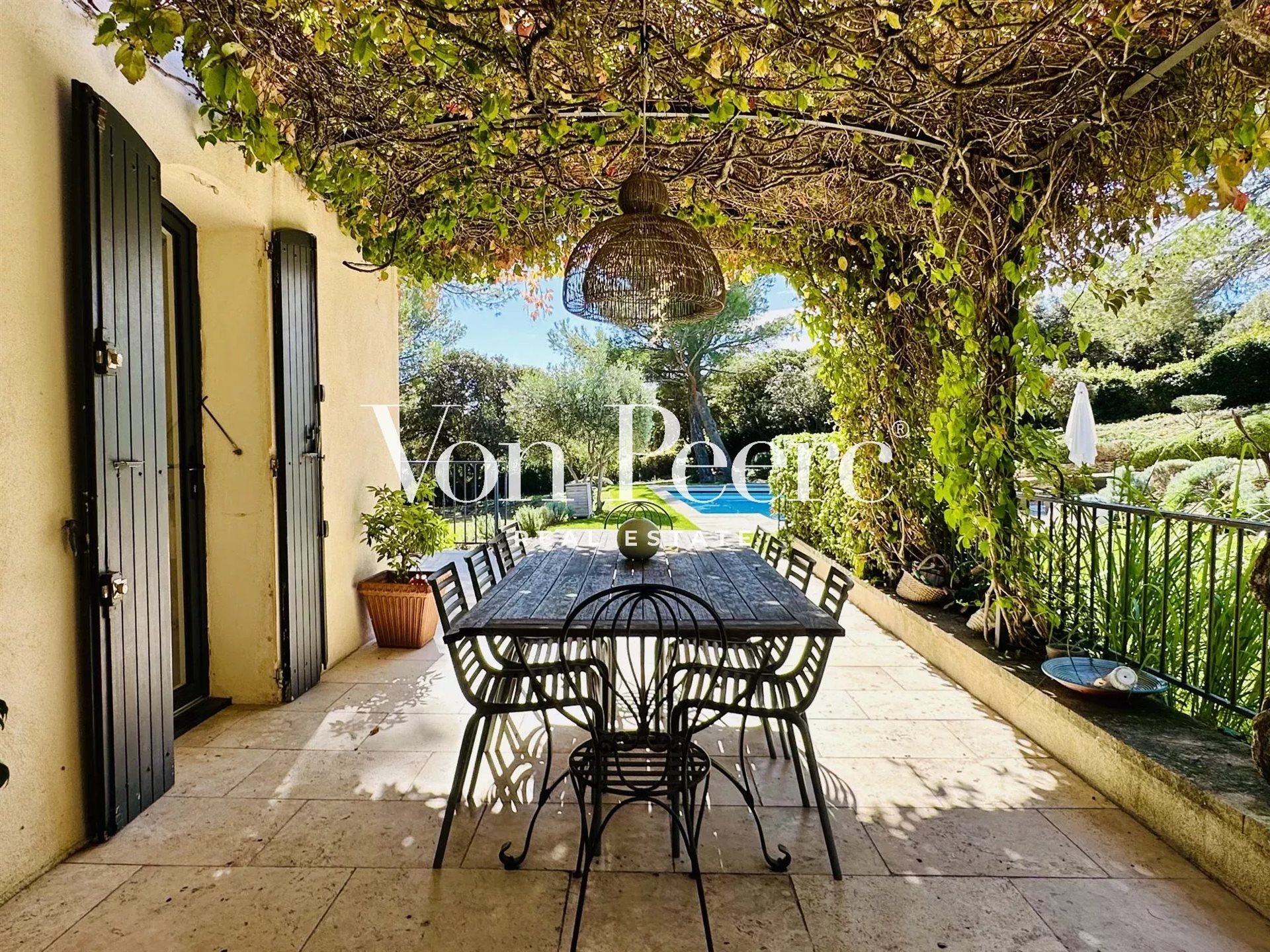 Maison à vendre, 170m², Villeneuve-lès-Avignon