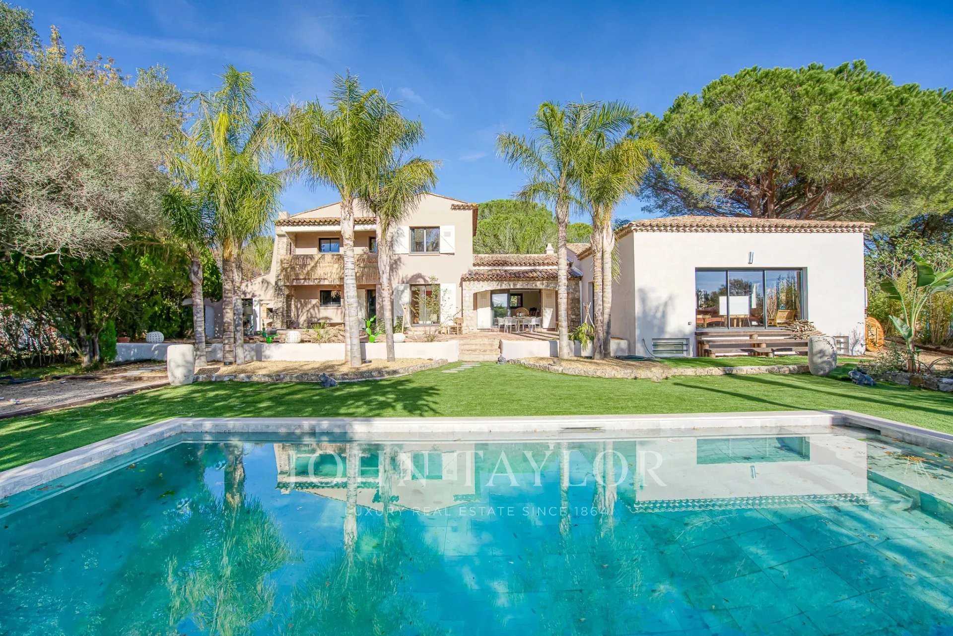 Maison à vendre, 350m², Grimaud