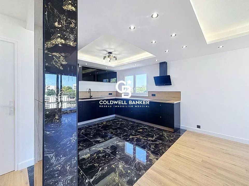Appartement à vendre, 57m², Fréjus