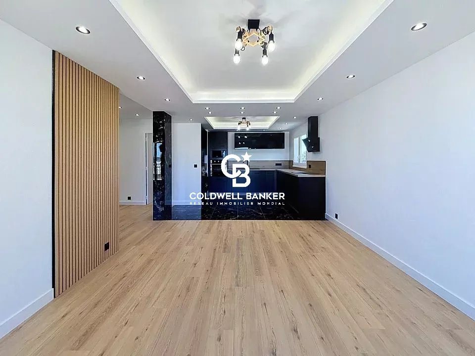 Appartement à vendre, 57m², Fréjus