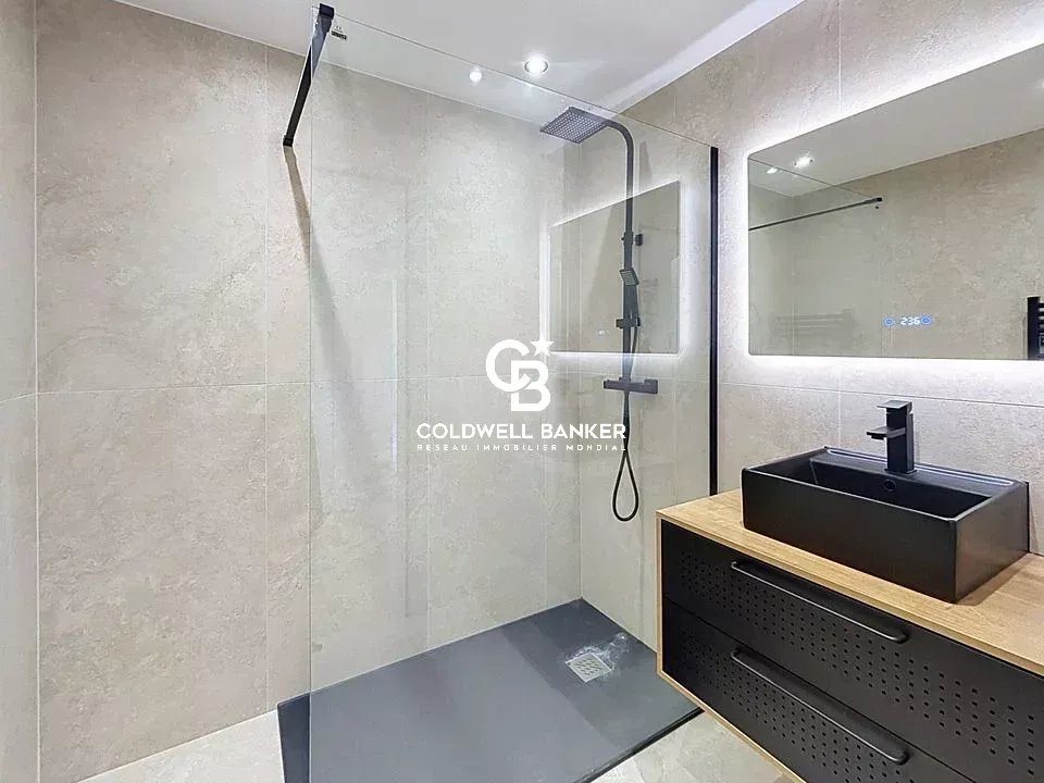 Appartement à vendre, 57m², Fréjus