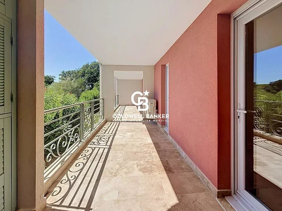 Appartement à vendre, 72m², Fréjus