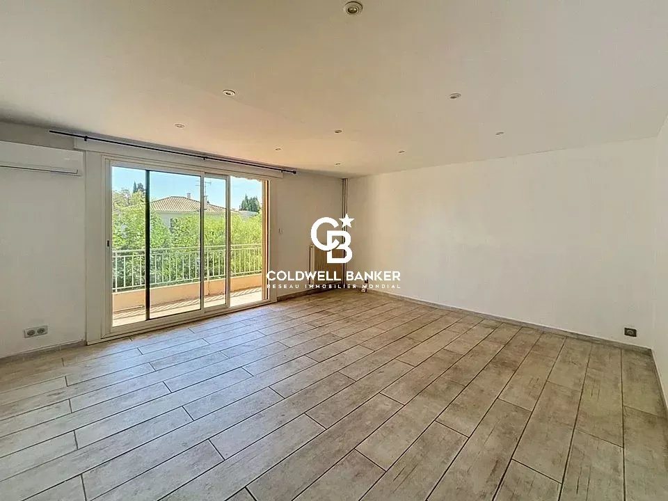 Appartement à vendre, 83m², Fréjus