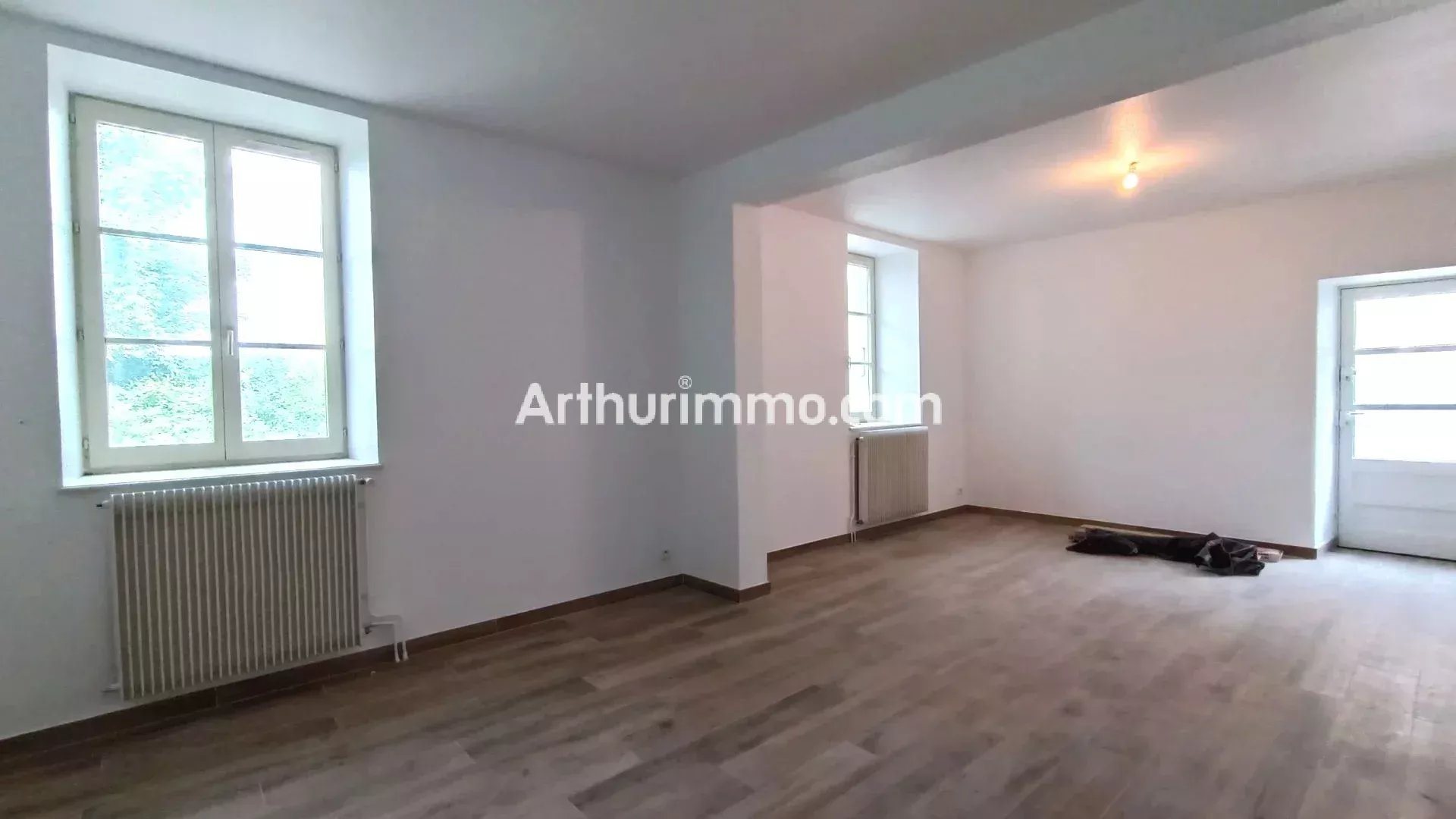 Appartement à louer, 89m², Lons-le-Saunier