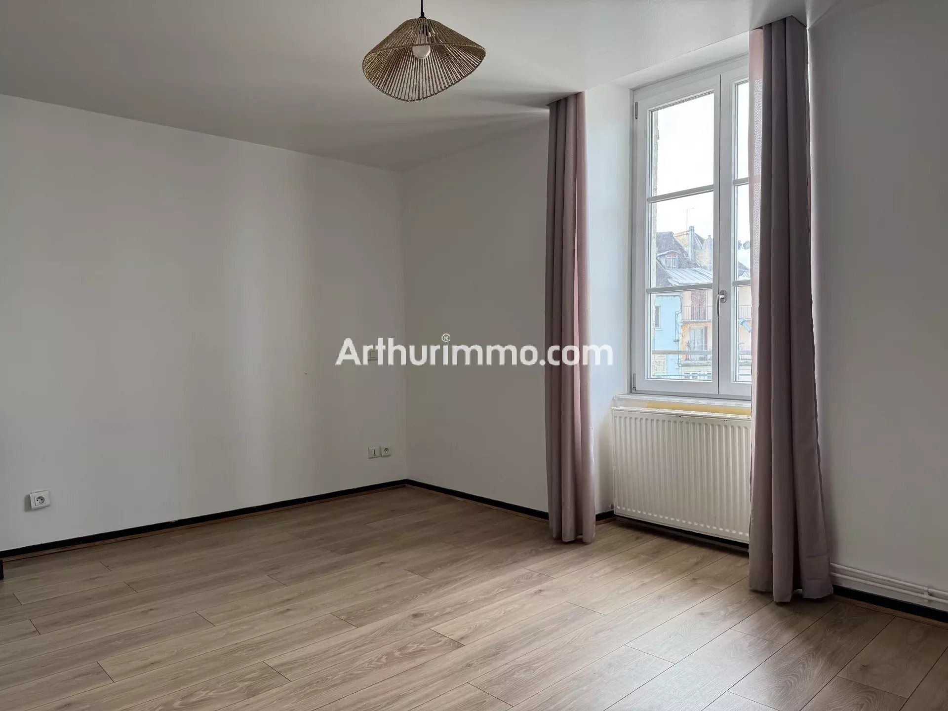 Appartement à louer, 55m², Lons-le-Saunier