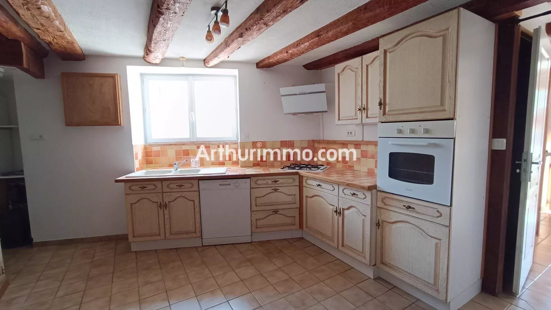 Maison à louer, 62m², Macornay