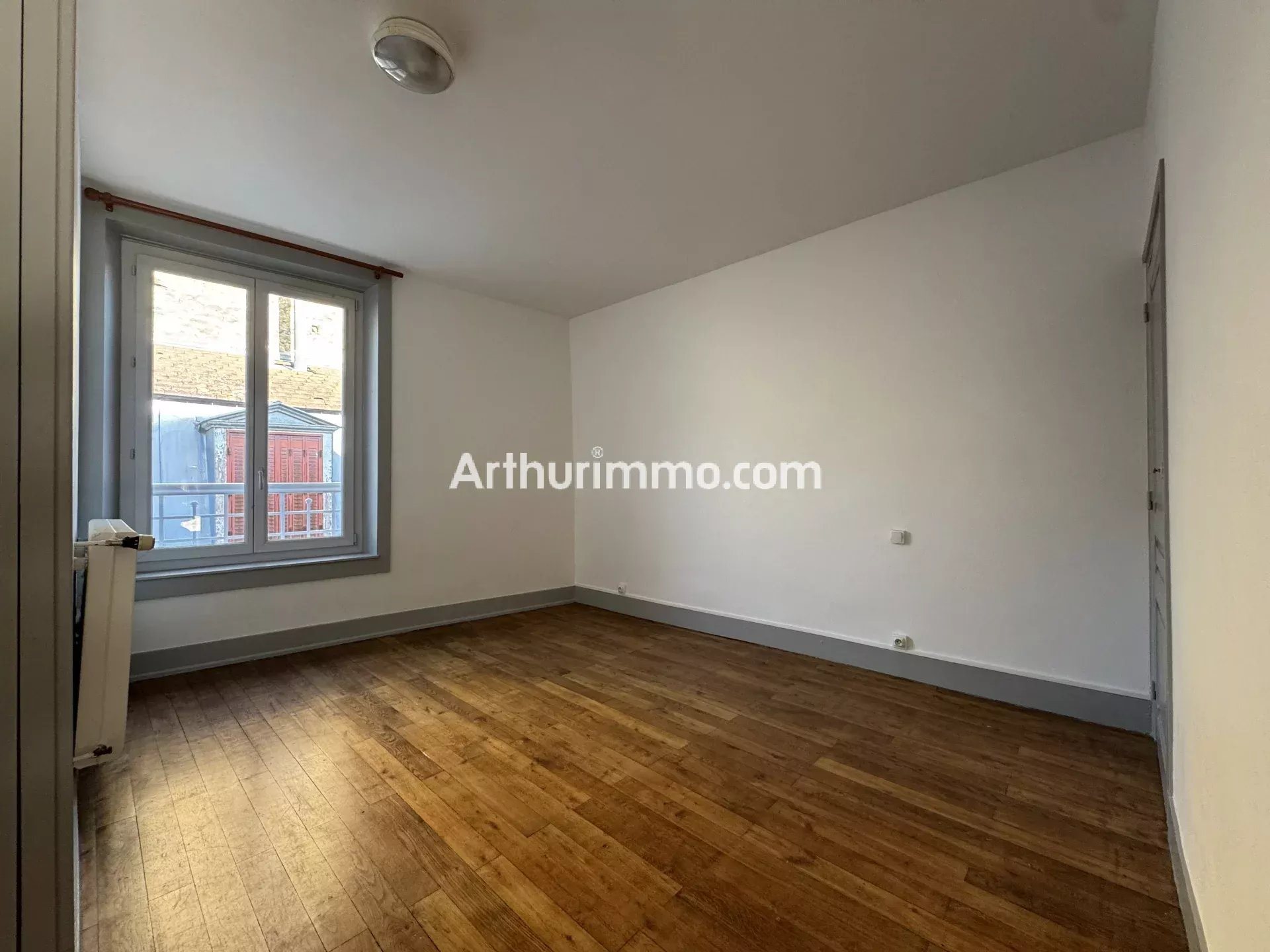 Appartement à louer, 47m², Lons-le-Saunier