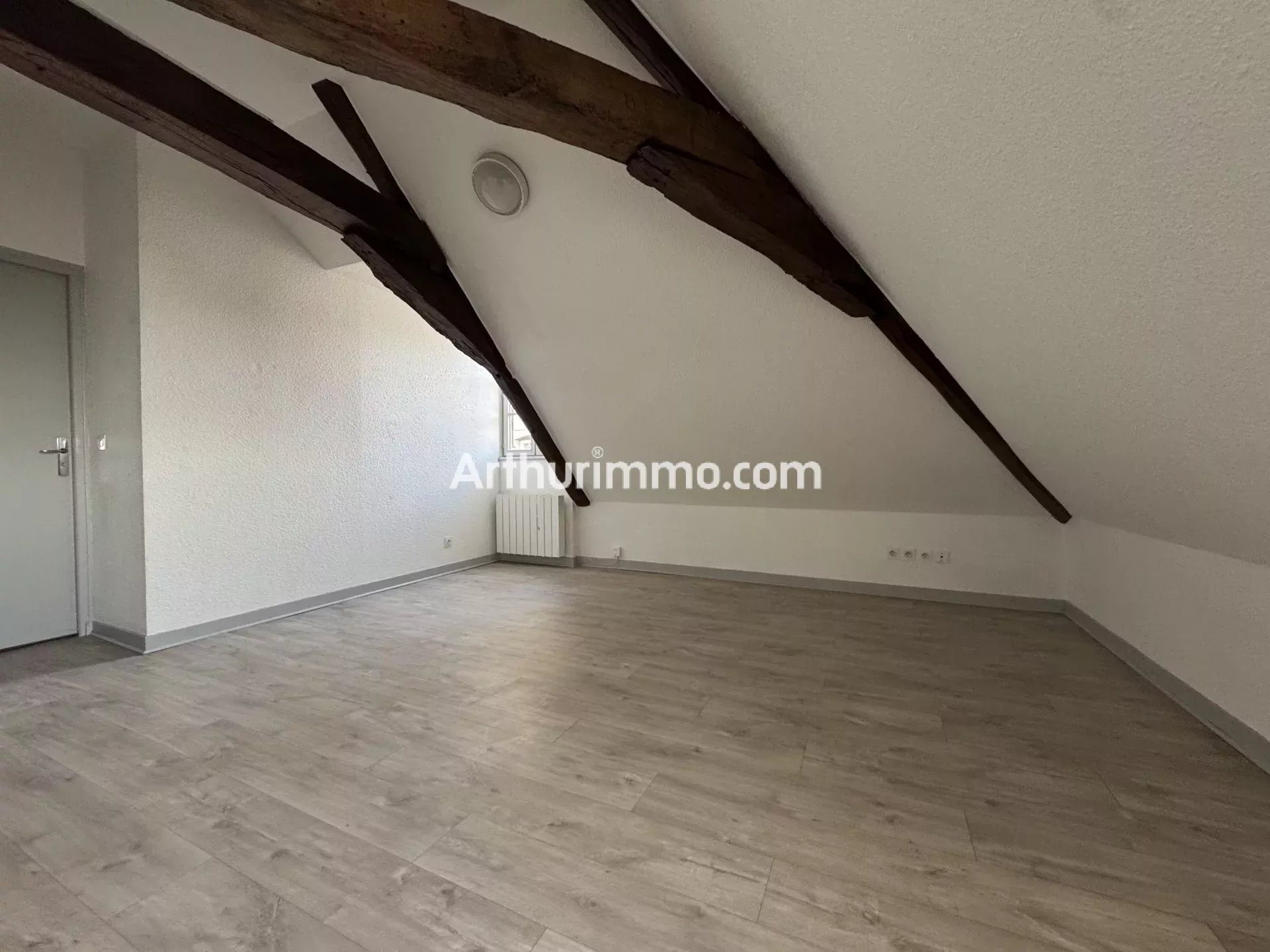 Appartement à louer, 37m², Dole