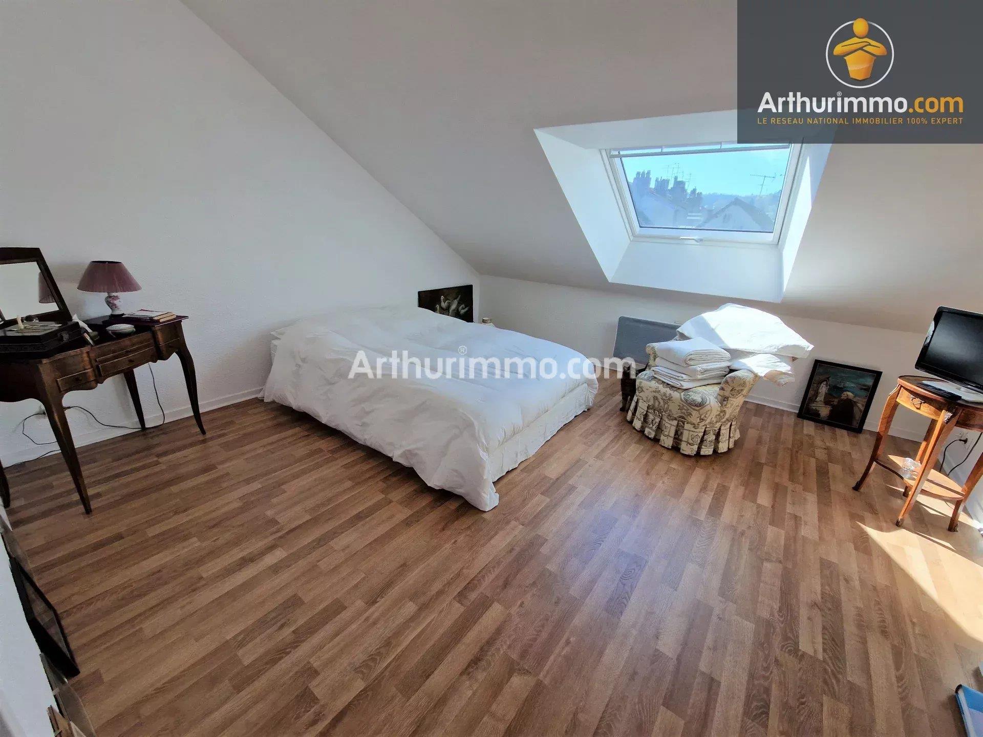 Appartement à vendre, 90m², Lons-le-Saunier