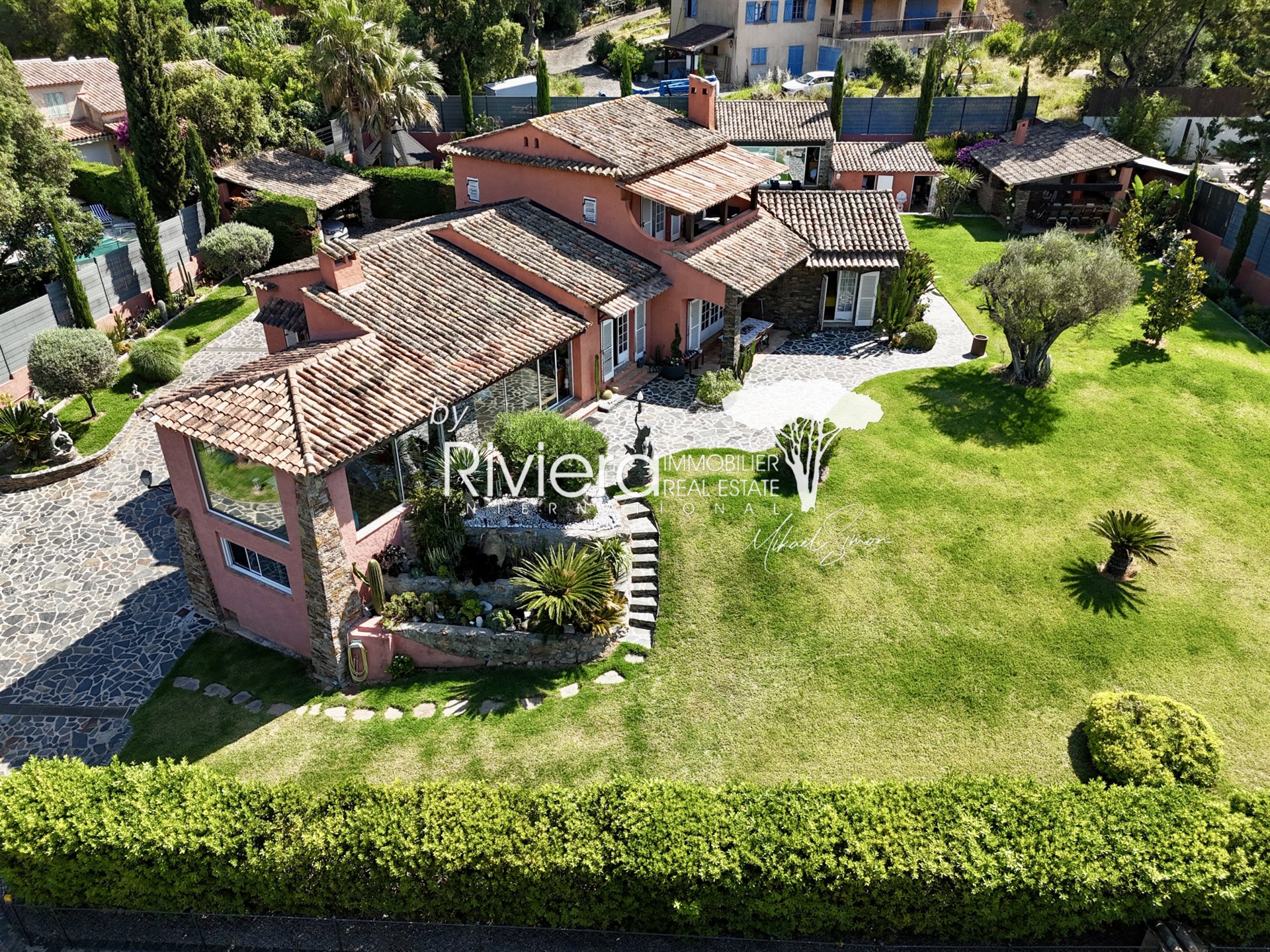Maison à vendre, 250m², Cavalaire-sur-Mer