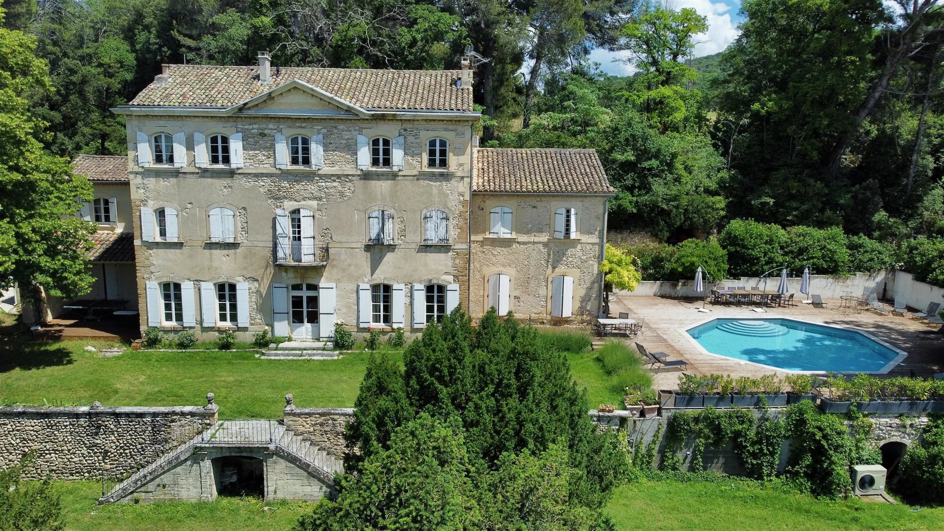 Maison à vendre, 626m², Suze-la-Rousse