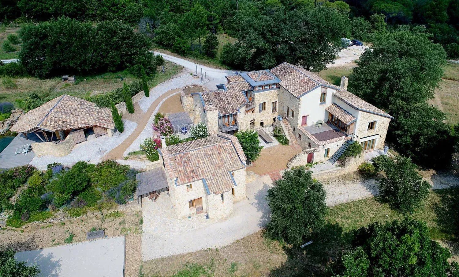 Maison à vendre, 710m², Sabran