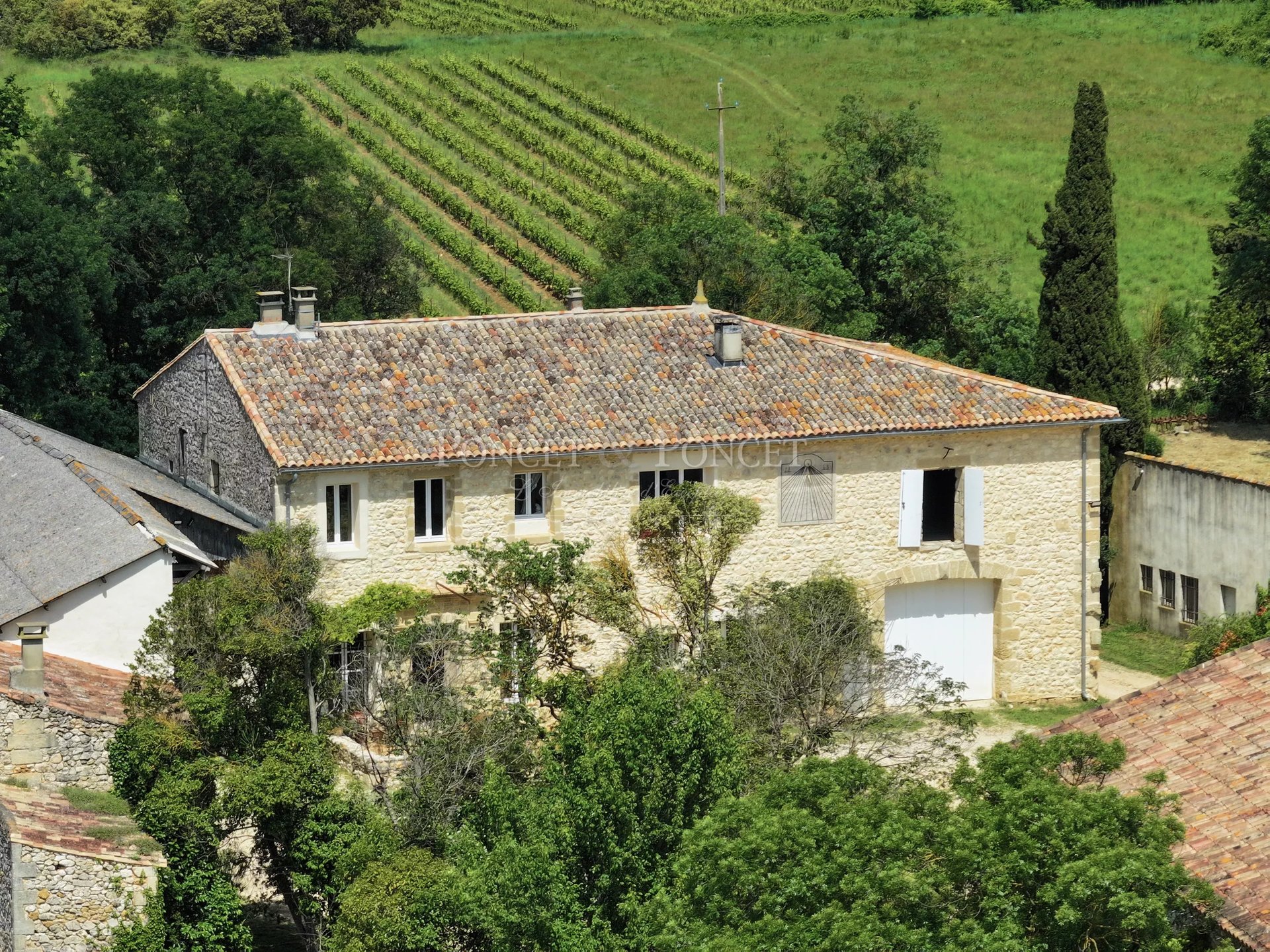 Maison à vendre, 475m², Nîmes