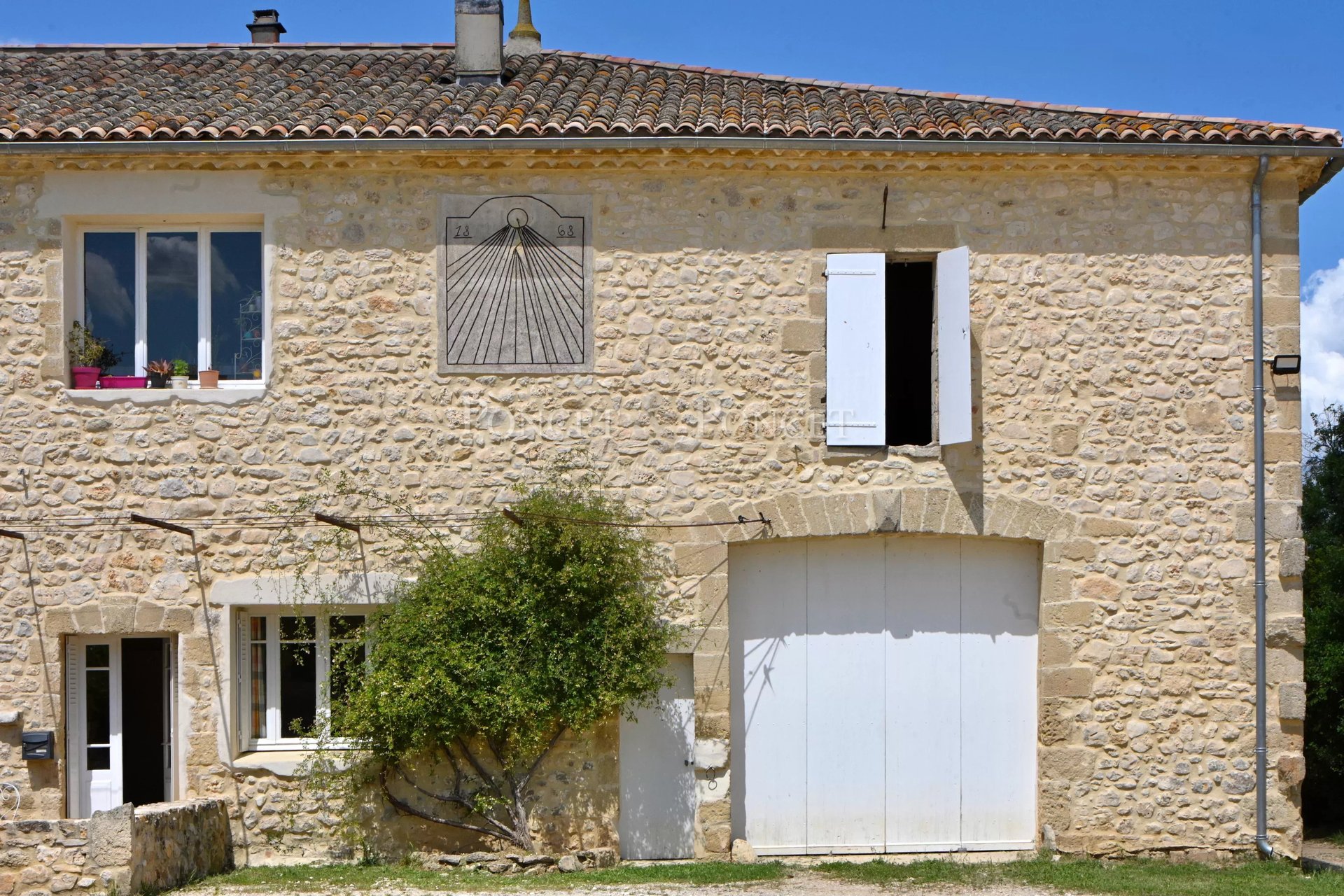 Maison à vendre, 475m², Nîmes