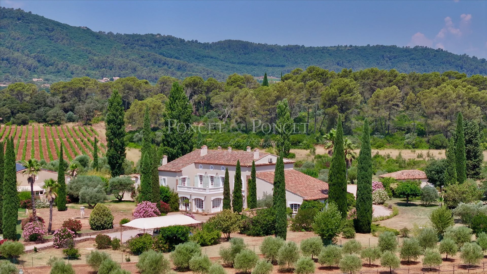 Maison à vendre, 997m², Brignoles