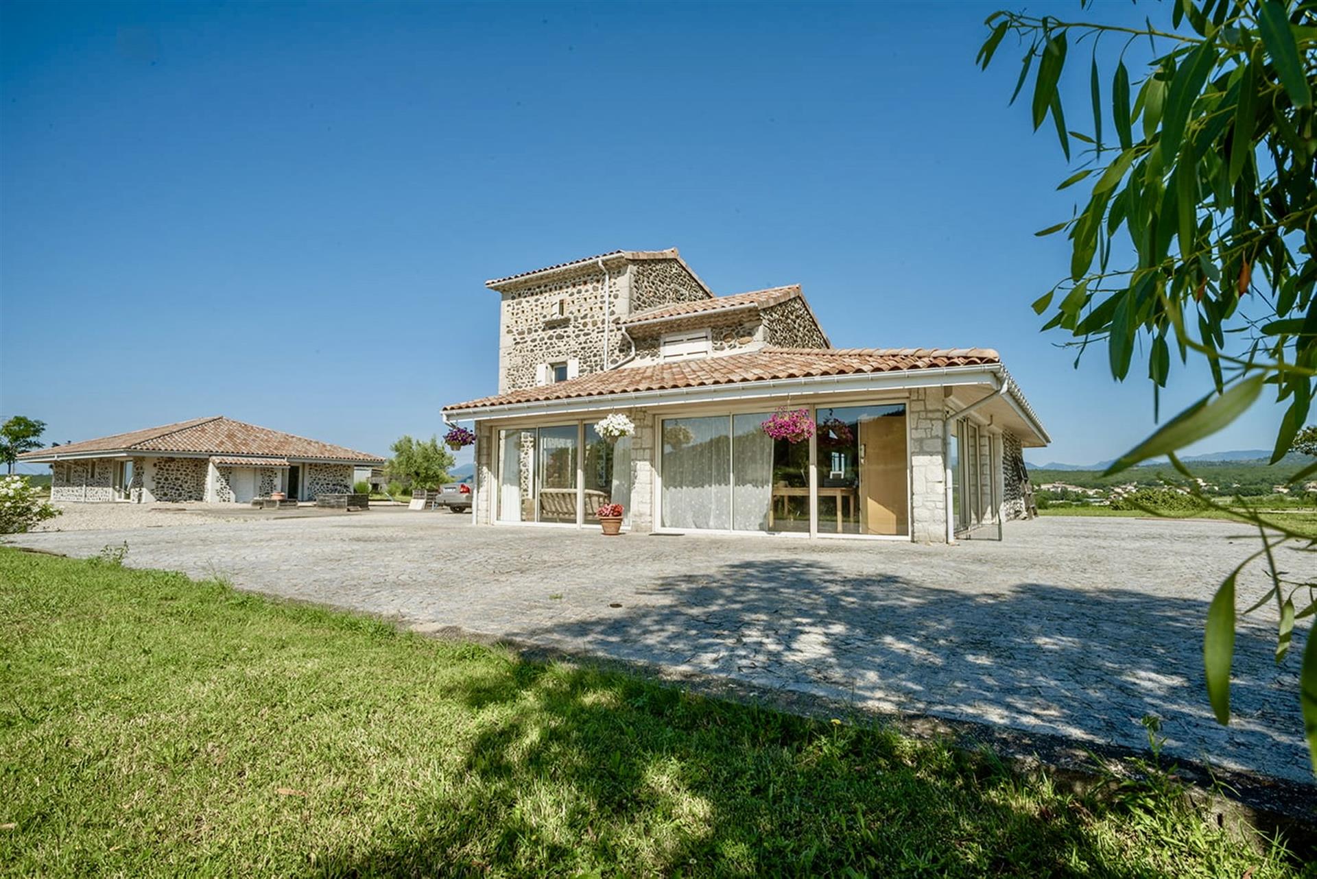 Maison à vendre, 286m², Aubenas