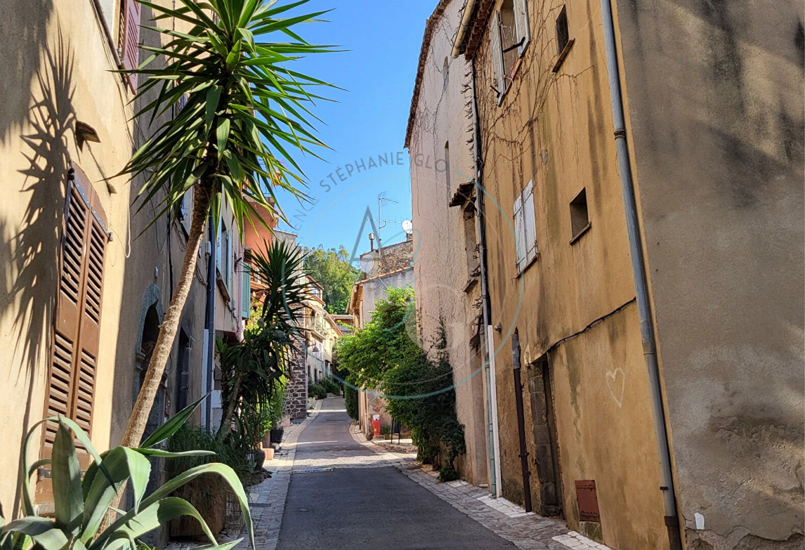 Maison à louer, 96m², Cogolin