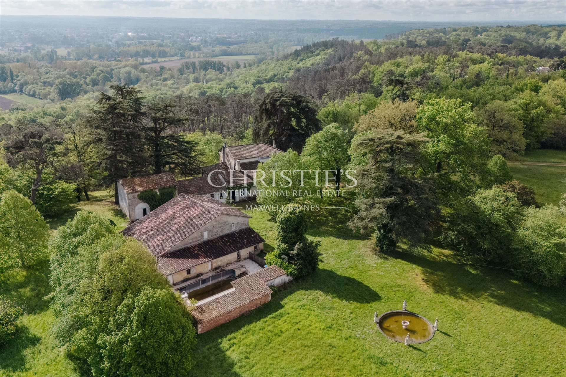 Maison à vendre, 417m², Lagorce