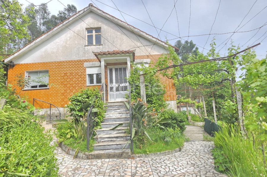 Maison T5 à restaurer à Anais - Ponte de Lima