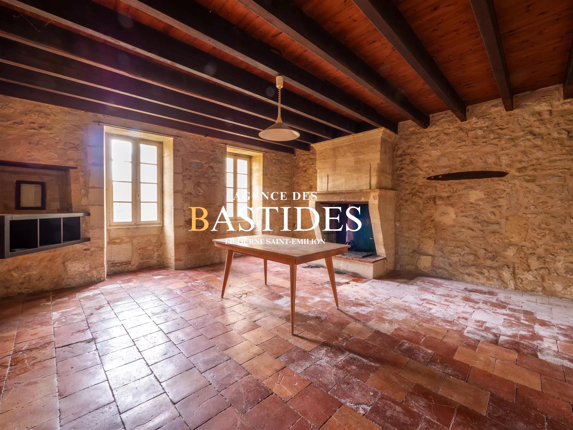 Maison à vendre, 180m², Saint-Genès-de-Castillon