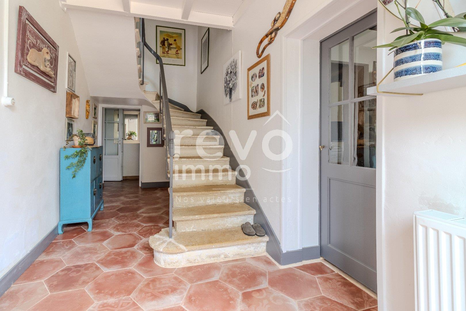 Maison à vendre, 204m², Sauveterre-de-Guyenne