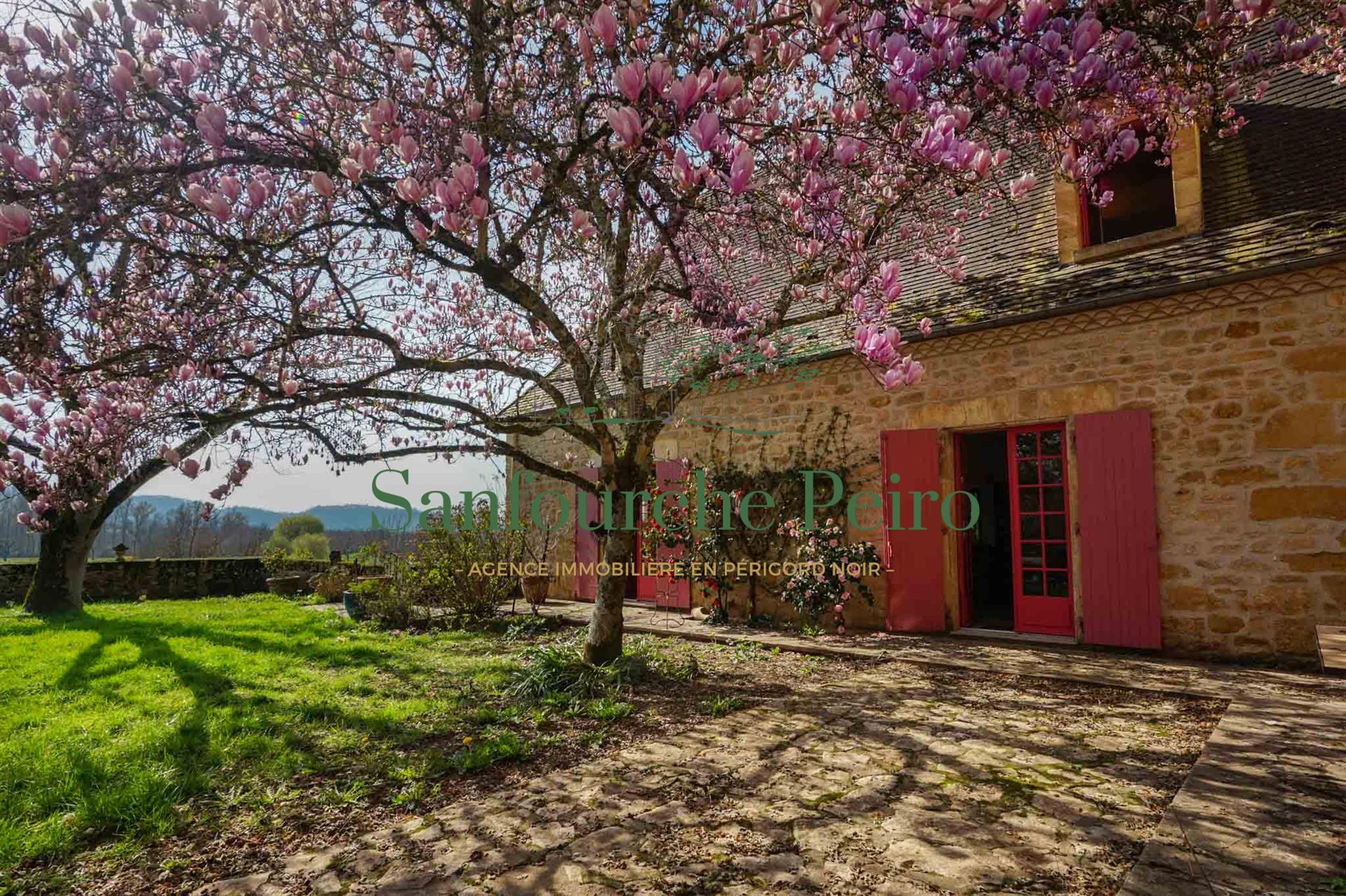 Maison à vendre, 181m², Vitrac