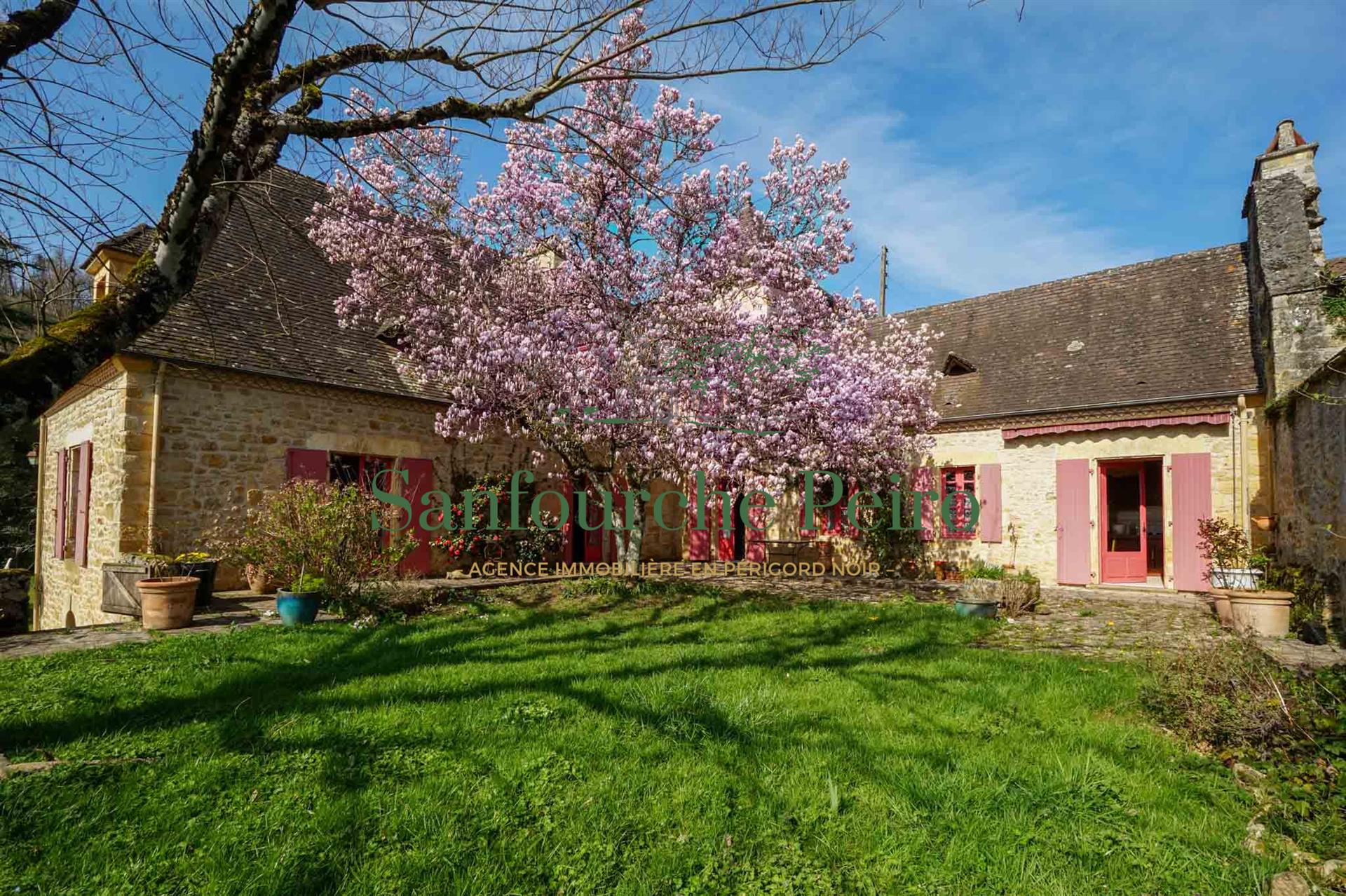 Maison à vendre, 181m², Vitrac