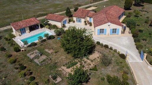 Maison 4 pièces 220 m² · à Sarlat-la-Canéda · 220 m² · 504 000 €