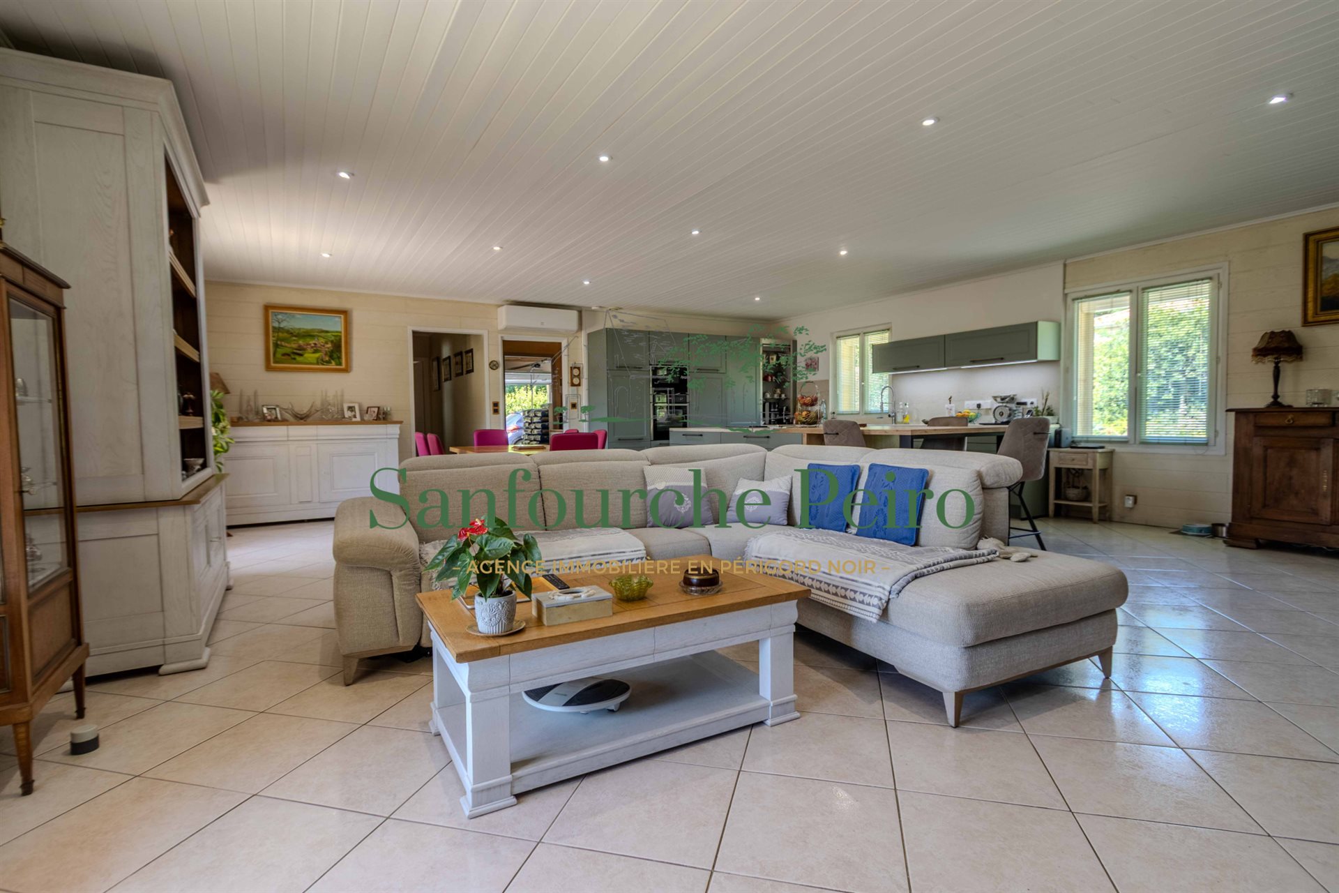 Maison à vendre, 160m², Saint-Cybranet