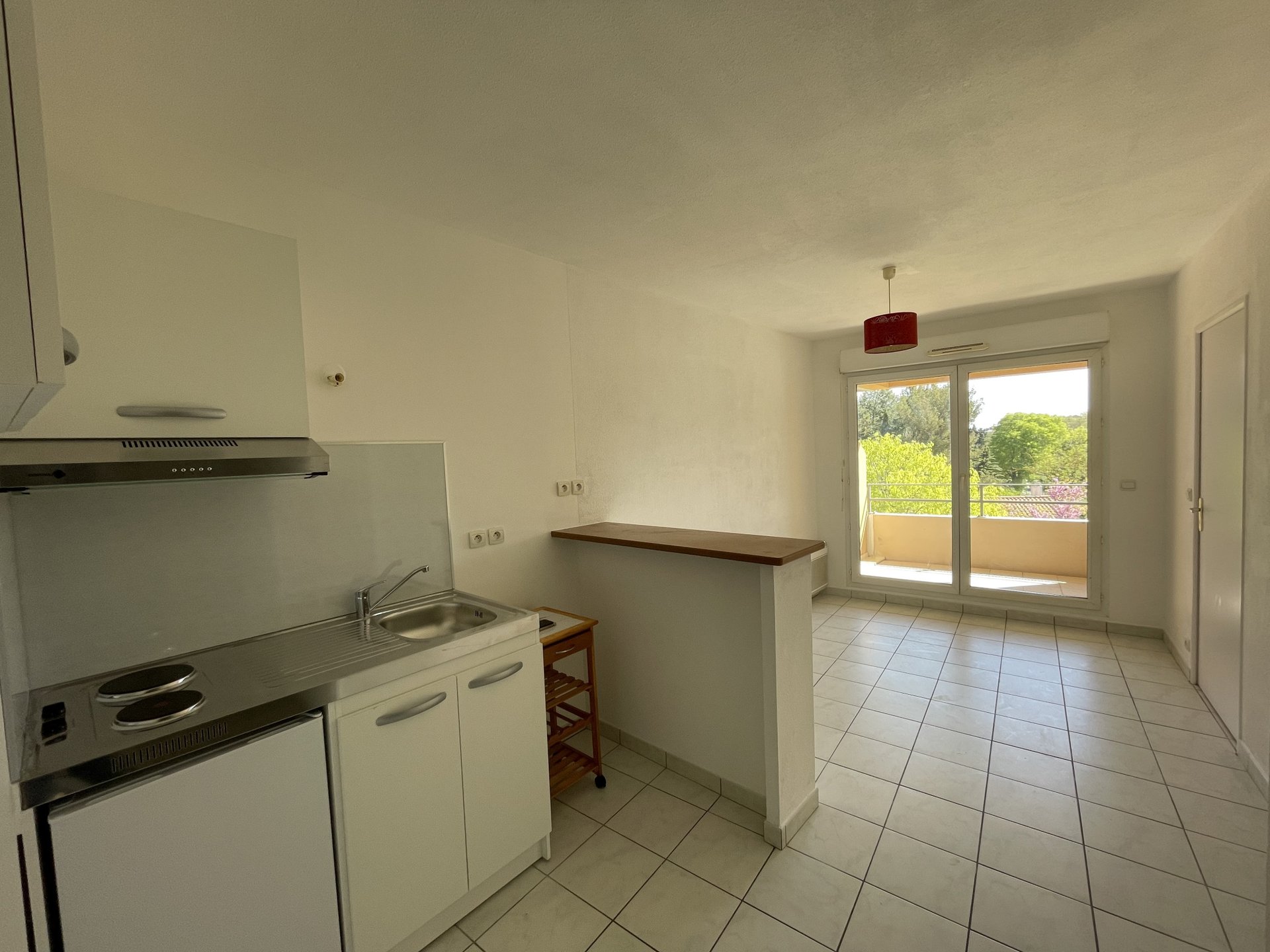 Appartement à louer, 32m², La Roque-d'Anthéron