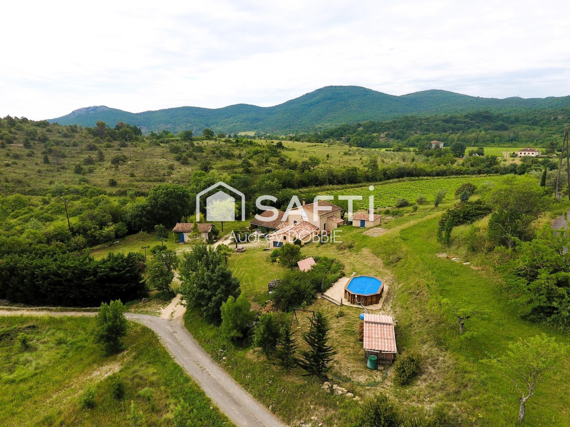 Maison à vendre, 136m², Saint-André-de-Cruzières
